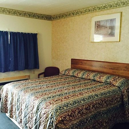 Regency Inn Bridgeport-Frankenmuth Buitenkant foto