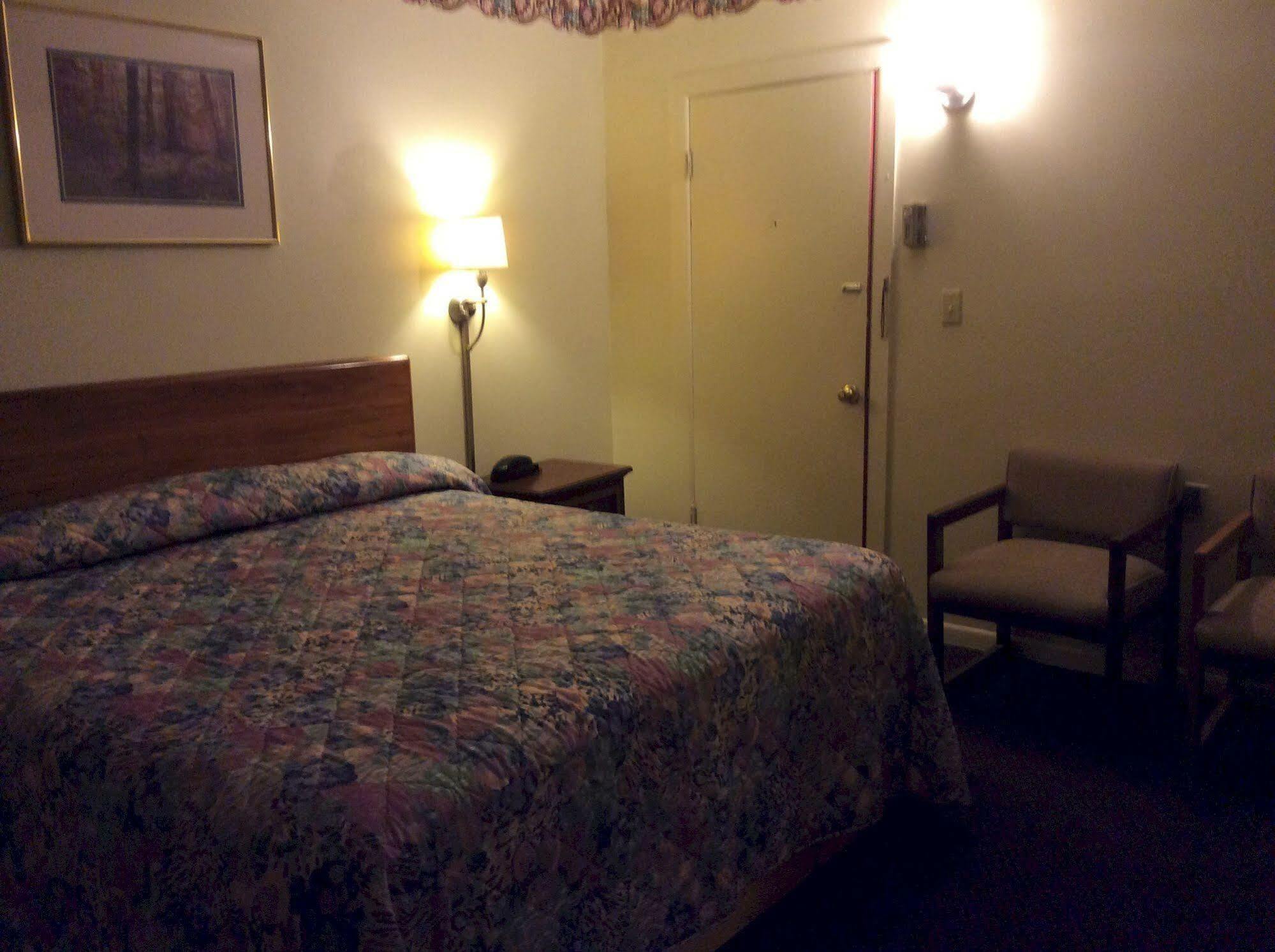 Regency Inn Bridgeport-Frankenmuth Buitenkant foto