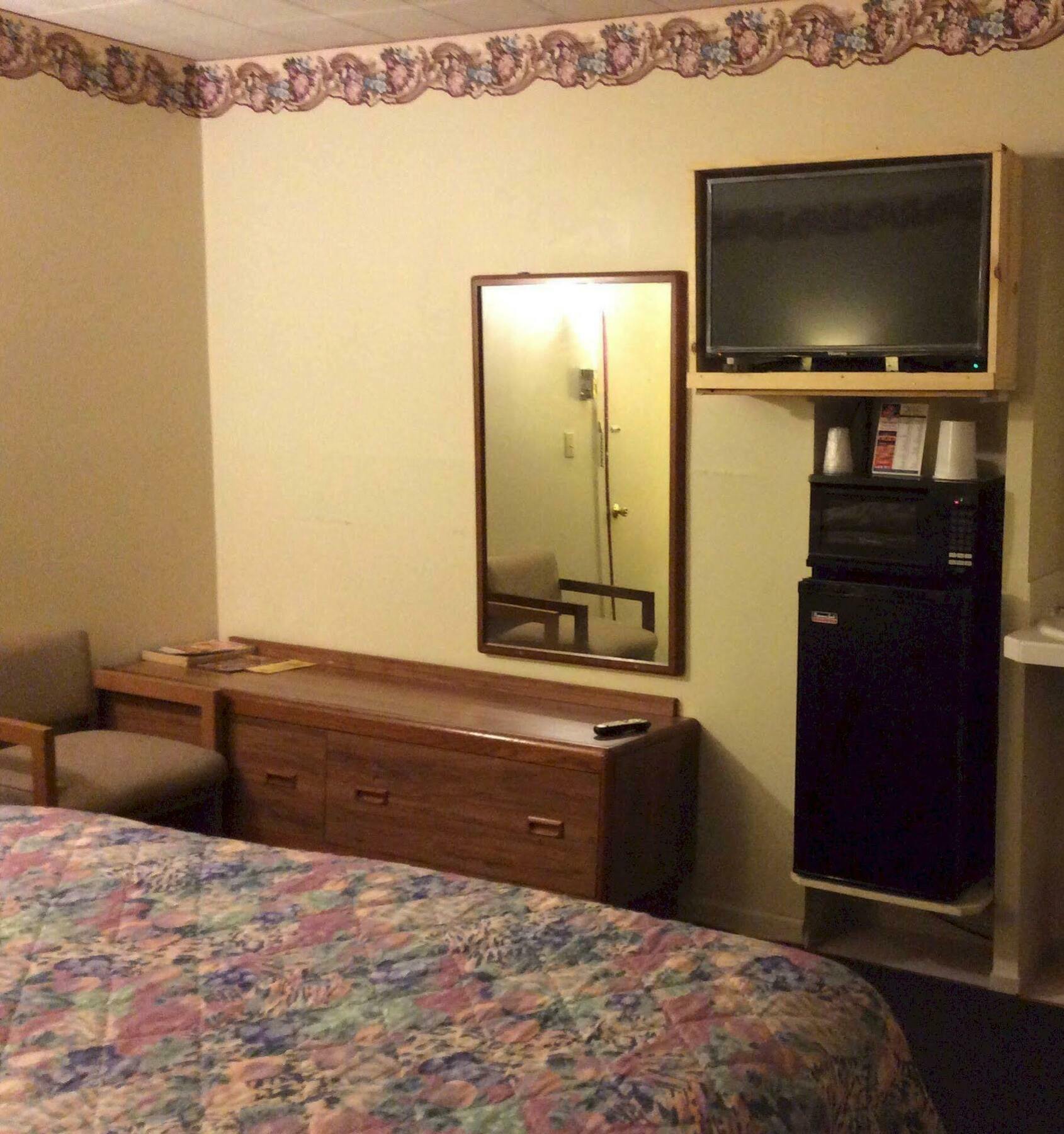 Regency Inn Bridgeport-Frankenmuth Buitenkant foto